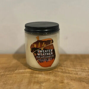 Bath and body works sweater weather‎ NWT candle